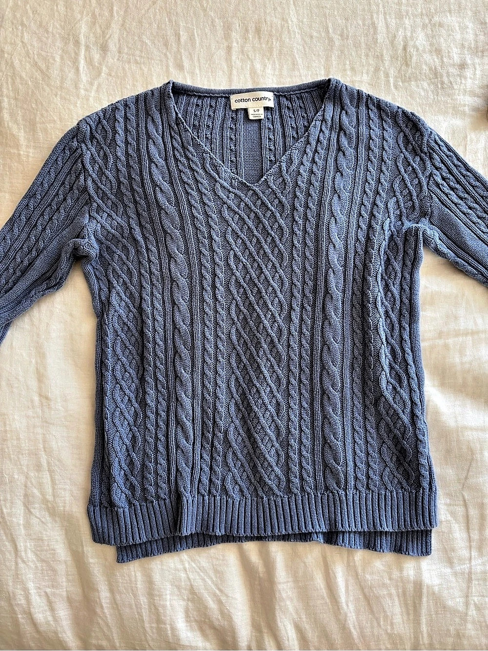 100% cotton Cotton Country Cable Knit V-Neck Cotton Sweater Size Small